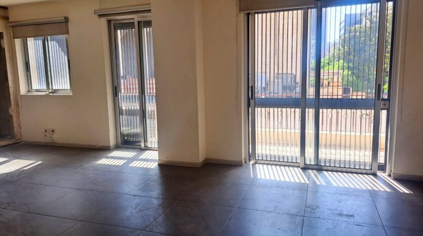 395 SQM Duplex Shop For Rent in Hamra, Ras Beirut