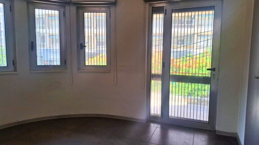 395 SQM Duplex Shop For Rent in Hamra, Ras Beirut